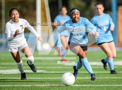 Thumbnail 2 in Birmingham vs. El Camino Real (CIFLACS Div-1 Quarterfinal) photogallery.