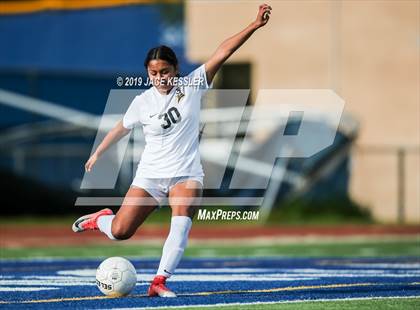 Thumbnail 1 in Birmingham vs. El Camino Real (CIFLACS Div-1 Quarterfinal) photogallery.