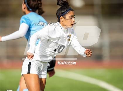 Thumbnail 1 in Birmingham vs. El Camino Real (CIFLACS Div-1 Quarterfinal) photogallery.