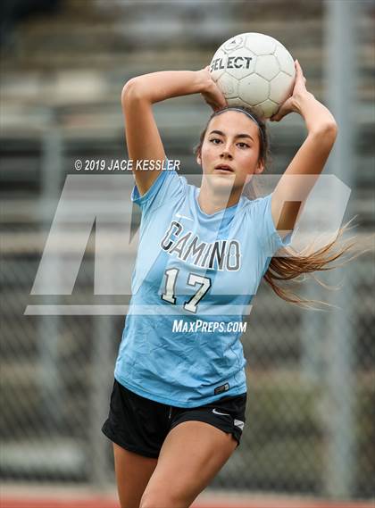 Thumbnail 3 in Birmingham vs. El Camino Real (CIFLACS Div-1 Quarterfinal) photogallery.