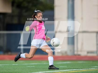 Thumbnail 2 in Birmingham vs. El Camino Real (CIFLACS Div-1 Quarterfinal) photogallery.