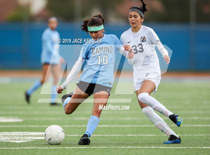 Thumbnail 3 in Birmingham vs. El Camino Real (CIFLACS Div-1 Quarterfinal) photogallery.