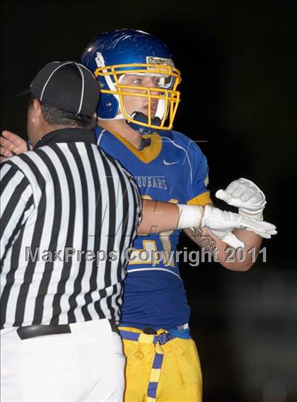 Thumbnail 2 in Aptos vs. Del Campo (Battle at the Capital) photogallery.
