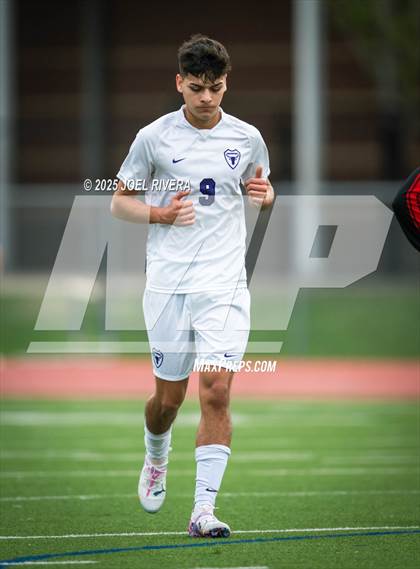 Thumbnail 3 in Victoria East vs. Morton Ranch photogallery.