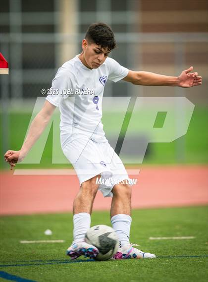 Thumbnail 1 in Victoria East vs. Morton Ranch photogallery.