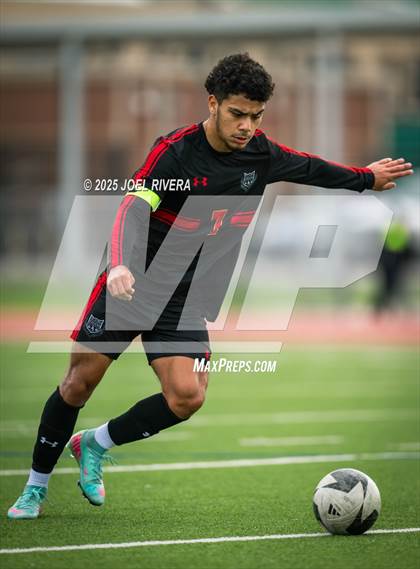 Thumbnail 3 in Victoria East vs. Morton Ranch photogallery.
