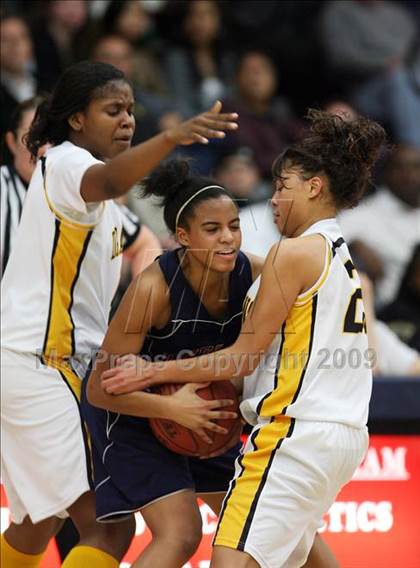 Thumbnail 1 in Dublin vs. Bishop O'Dowd (CIF NCS D3 Final) photogallery.
