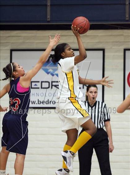 Thumbnail 3 in Dublin vs. Bishop O'Dowd (CIF NCS D3 Final) photogallery.