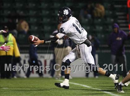 Thumbnail 1 in Mendon/Sutherland vs. East (Section 5 Class AA Semifinal) photogallery.