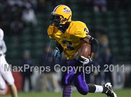 Thumbnail 1 in Mendon/Sutherland vs. East (Section 5 Class AA Semifinal) photogallery.