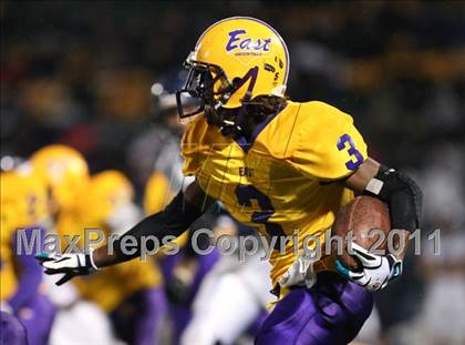 Thumbnail 2 in Mendon/Sutherland vs. East (Section 5 Class AA Semifinal) photogallery.