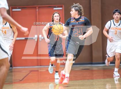 Thumbnail 2 in Clairemont @ Escondido photogallery.