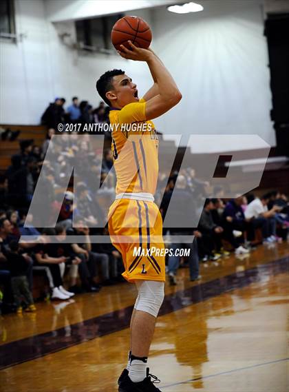Thumbnail 2 in Bishop Loughlin vs. Archbishop Molloy (Catholic Class AA - Brooklyn/Queens Final) photogallery.