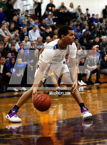 Thumbnail 2 in Bishop Loughlin vs. Archbishop Molloy (Catholic Class AA - Brooklyn/Queens Final) photogallery.