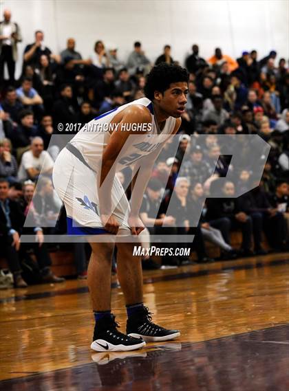 Thumbnail 1 in Bishop Loughlin vs. Archbishop Molloy (Catholic Class AA - Brooklyn/Queens Final) photogallery.
