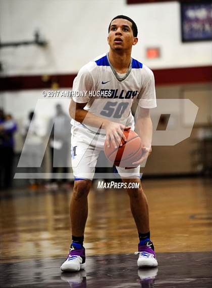 Thumbnail 2 in Bishop Loughlin vs. Archbishop Molloy (Catholic Class AA - Brooklyn/Queens Final) photogallery.