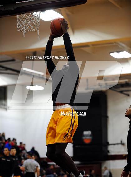 Thumbnail 1 in Bishop Loughlin vs. Archbishop Molloy (Catholic Class AA - Brooklyn/Queens Final) photogallery.