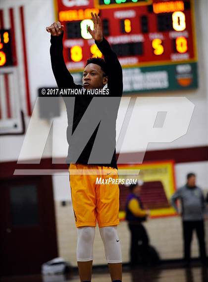 Thumbnail 3 in Bishop Loughlin vs. Archbishop Molloy (Catholic Class AA - Brooklyn/Queens Final) photogallery.