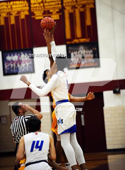 Thumbnail 3 in Bishop Loughlin vs. Archbishop Molloy (Catholic Class AA - Brooklyn/Queens Final) photogallery.