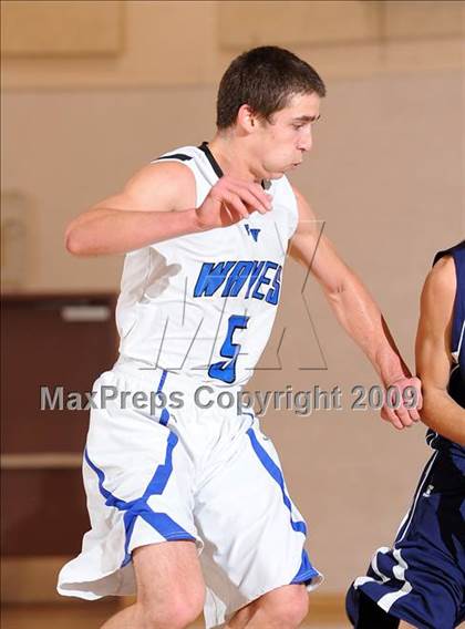 Thumbnail 2 in Wilton Christian vs. Sacramento Waldorf (Waves Invitational) photogallery.