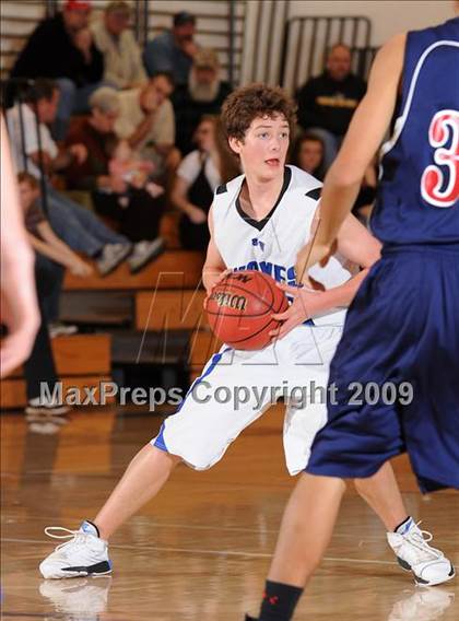 Thumbnail 3 in Wilton Christian vs. Sacramento Waldorf (Waves Invitational) photogallery.