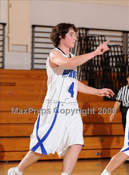 Thumbnail 3 in Wilton Christian vs. Sacramento Waldorf (Waves Invitational) photogallery.