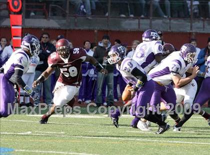 Thumbnail 3 in Curtis vs. Tottenville (PSAL Championship Division Final) photogallery.