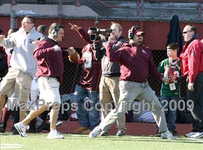 Thumbnail 2 in Curtis vs. Tottenville (PSAL Championship Division Final) photogallery.