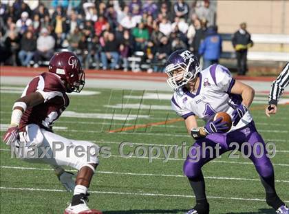 Thumbnail 2 in Curtis vs. Tottenville (PSAL Championship Division Final) photogallery.
