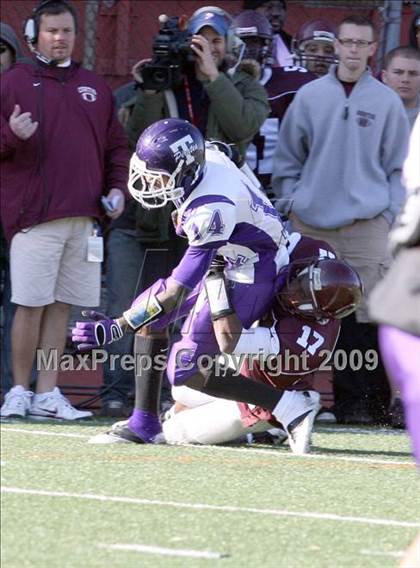 Thumbnail 1 in Curtis vs. Tottenville (PSAL Championship Division Final) photogallery.