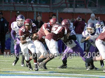 Thumbnail 3 in Curtis vs. Tottenville (PSAL Championship Division Final) photogallery.