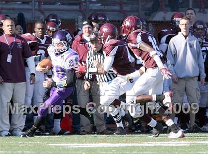 Thumbnail 3 in Curtis vs. Tottenville (PSAL Championship Division Final) photogallery.
