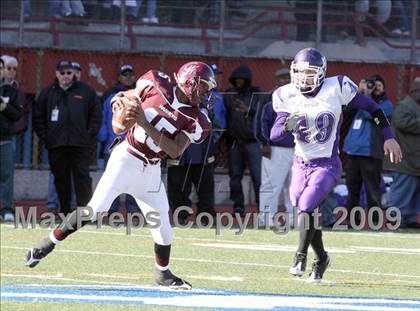 Thumbnail 1 in Curtis vs. Tottenville (PSAL Championship Division Final) photogallery.