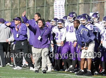 Thumbnail 1 in Curtis vs. Tottenville (PSAL Championship Division Final) photogallery.