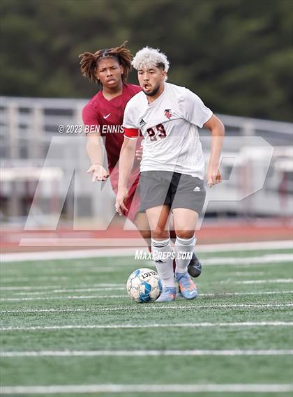 Thumbnail 3 in Flowery Branch vs Union Grove (GHSA 5A Quarterfinal) photogallery.