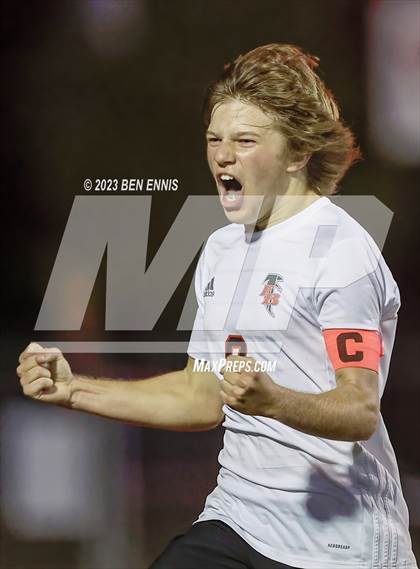 Thumbnail 2 in Flowery Branch vs Union Grove (GHSA 5A Quarterfinal) photogallery.