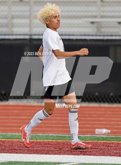 Thumbnail 2 in Flowery Branch vs Union Grove (GHSA 5A Quarterfinal) photogallery.