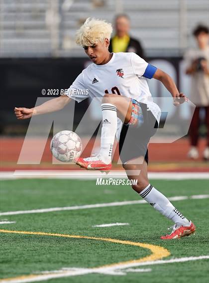 Thumbnail 2 in Flowery Branch vs Union Grove (GHSA 5A Quarterfinal) photogallery.