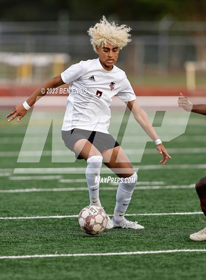 Thumbnail 1 in Flowery Branch vs Union Grove (GHSA 5A Quarterfinal) photogallery.