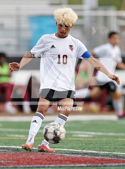 Thumbnail 3 in Flowery Branch vs Union Grove (GHSA 5A Quarterfinal) photogallery.