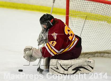 Thumbnail 2 in Sheehan vs. Newtown (SCC-SWC D3 Semifinal) photogallery.