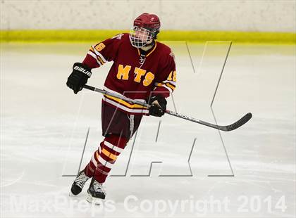 Thumbnail 1 in Sheehan vs. Newtown (SCC-SWC D3 Semifinal) photogallery.