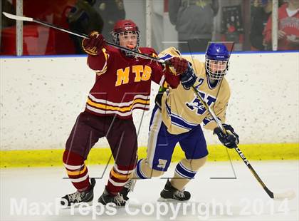 Thumbnail 3 in Sheehan vs. Newtown (SCC-SWC D3 Semifinal) photogallery.
