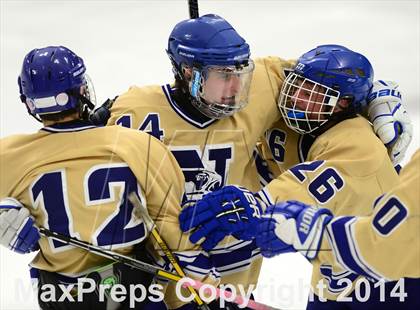 Thumbnail 3 in Sheehan vs. Newtown (SCC-SWC D3 Semifinal) photogallery.