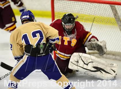 Thumbnail 3 in Sheehan vs. Newtown (SCC-SWC D3 Semifinal) photogallery.
