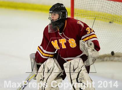 Thumbnail 2 in Sheehan vs. Newtown (SCC-SWC D3 Semifinal) photogallery.