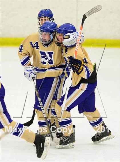 Thumbnail 3 in Sheehan vs. Newtown (SCC-SWC D3 Semifinal) photogallery.