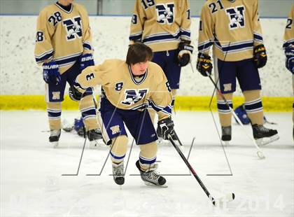 Thumbnail 3 in Sheehan vs. Newtown (SCC-SWC D3 Semifinal) photogallery.