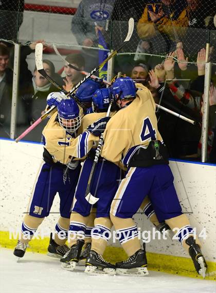 Thumbnail 3 in Sheehan vs. Newtown (SCC-SWC D3 Semifinal) photogallery.