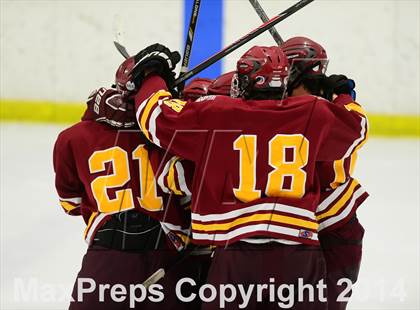 Thumbnail 3 in Sheehan vs. Newtown (SCC-SWC D3 Semifinal) photogallery.